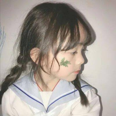 没睡好的感觉就是：你虽然醒着但你做不了任何事，包括睡觉。